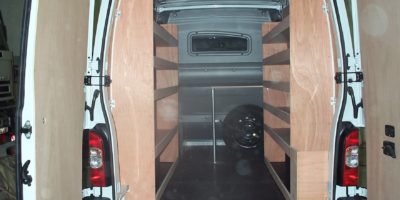 MULLER-VP - Opel-MOVANO-XL2-avec-cabine-et-meubles-bois-0031