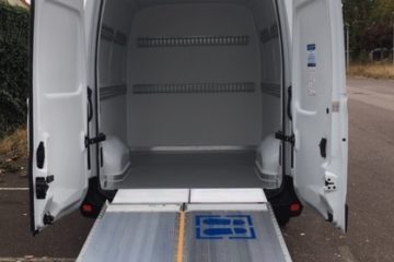 RENAULT MASTER X62L3H2 4 sièges Zuo partie arrière isolée décontaminable hayon dépliable (4)